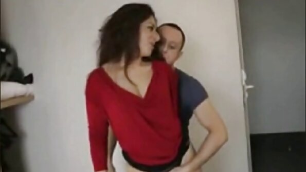 Seksiä kaapissa